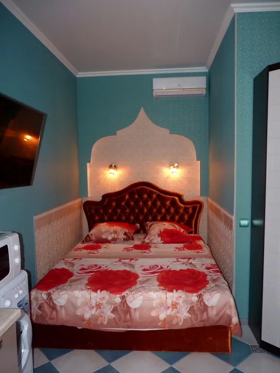 Квартира Квартира Небольшая студия для пары в центре — Севастополь