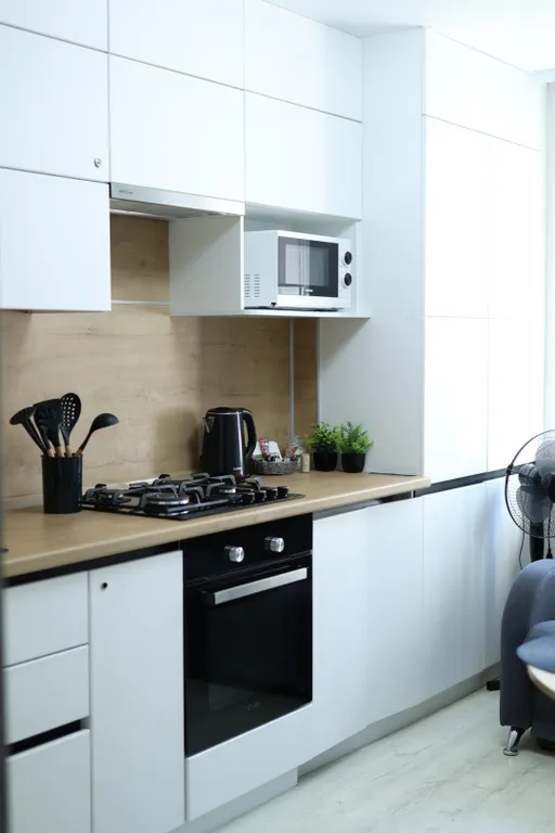 Уютная квартира у Воинской части и Суворовского училища