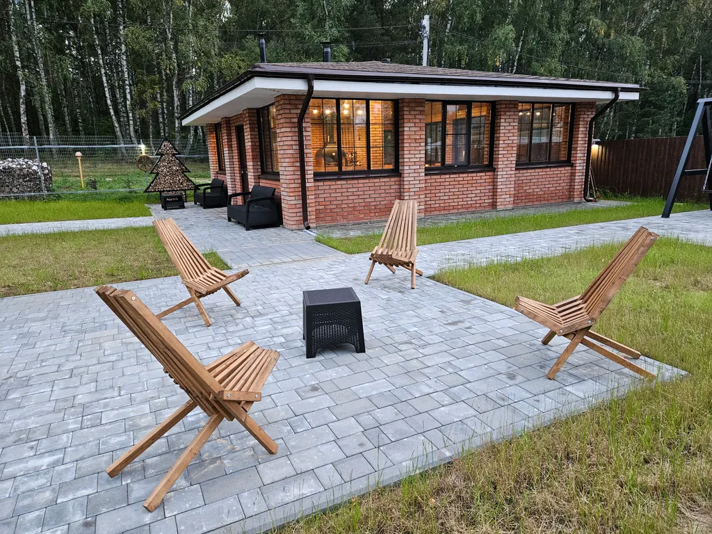 Дом, баня, чан, отапливаемая беседка