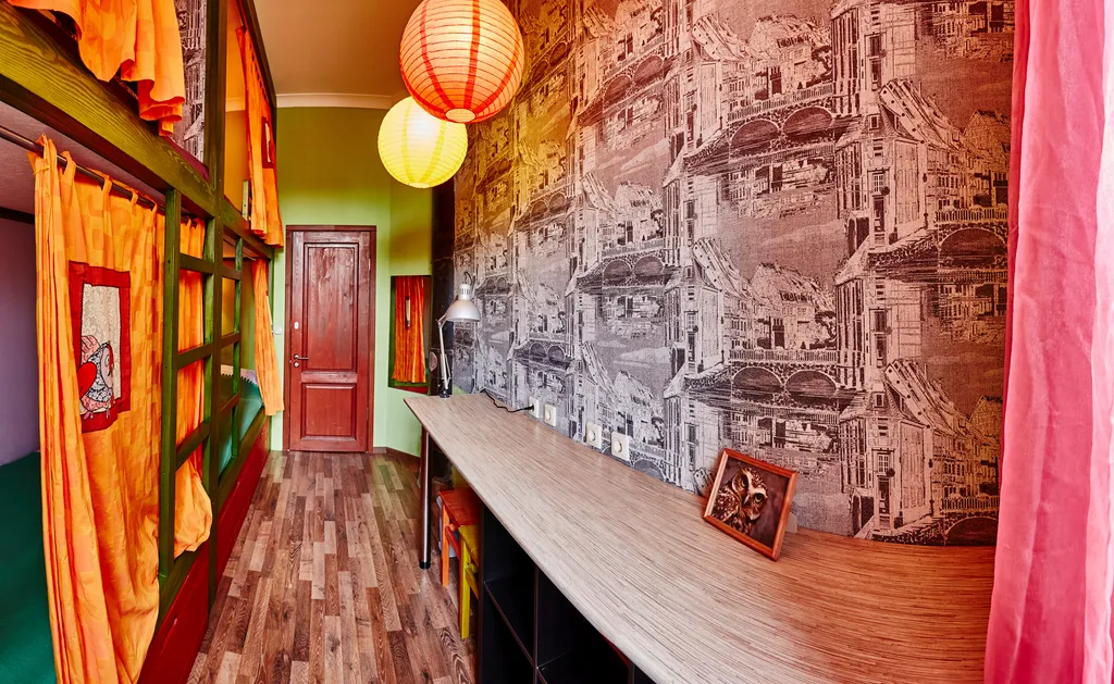 Три совёнка, зеленая комната на четверых