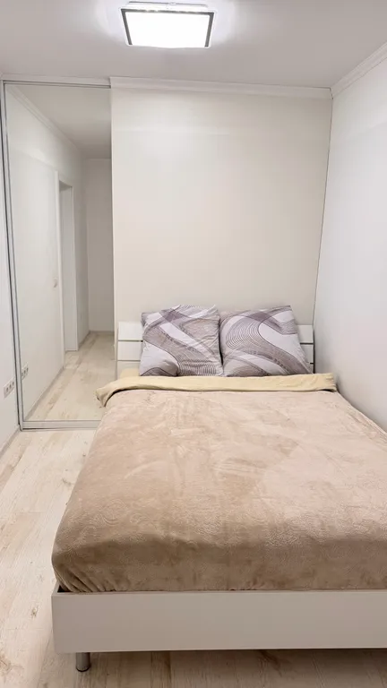 Квартира Современная светлая 2к квартира в самом центре (Площадь Победы) — Калининград