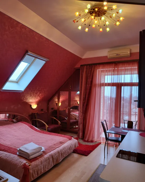 Апартаменты с кухней балконом