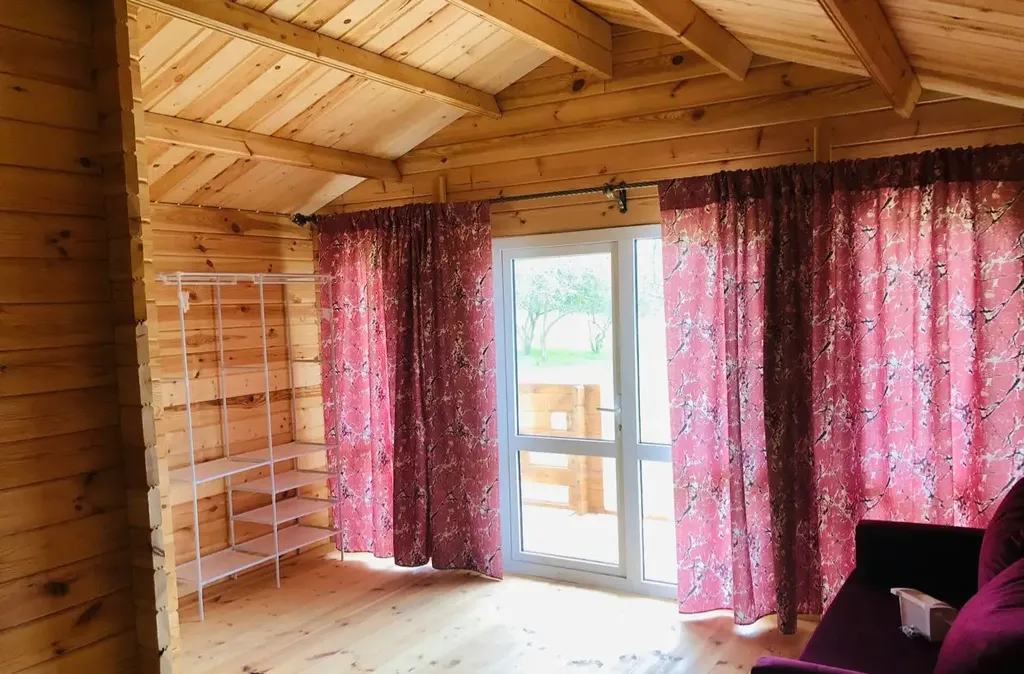 Коттедж Домик у реки — Сухум