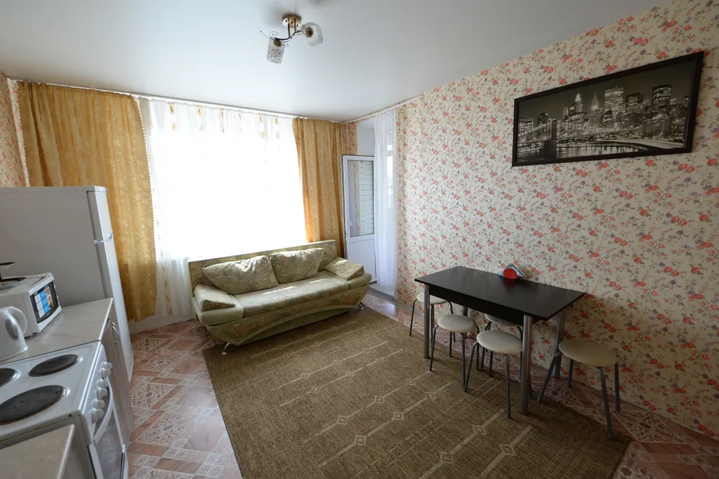 Для любителей простора и комфорта. Двушка 90 кв.м. 6 раздельных мест