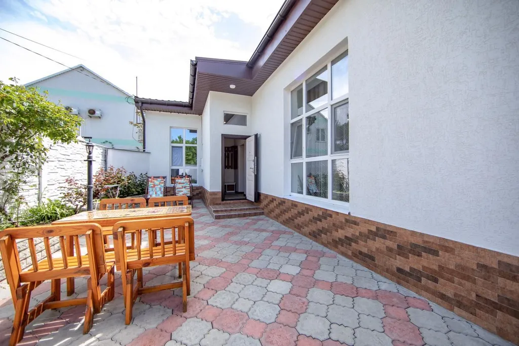 Дом с отдельным двором