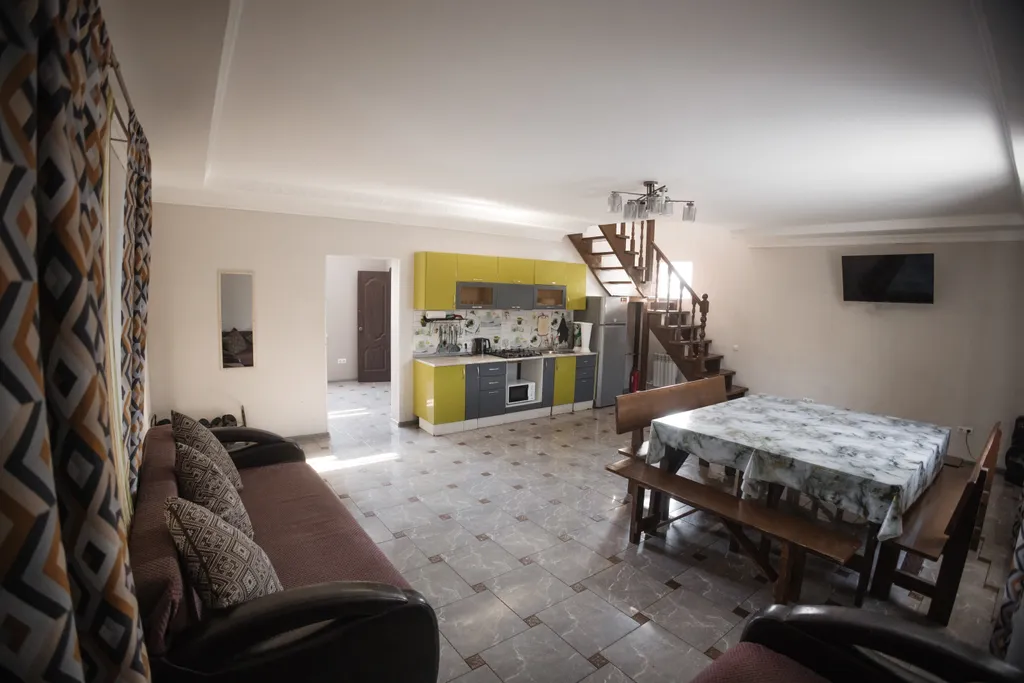 Коттедж на берегу озера