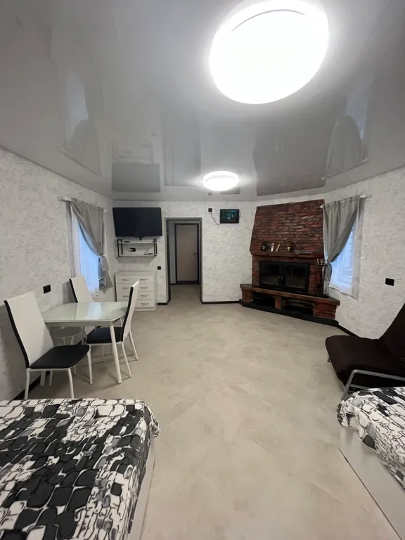 Комната с камином