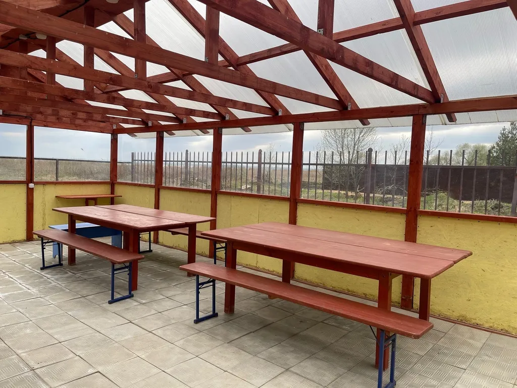 Гостевой дом для большой компании на берегу озера