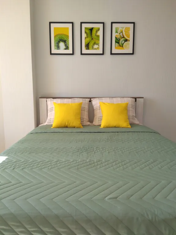 Студия с видом на лес