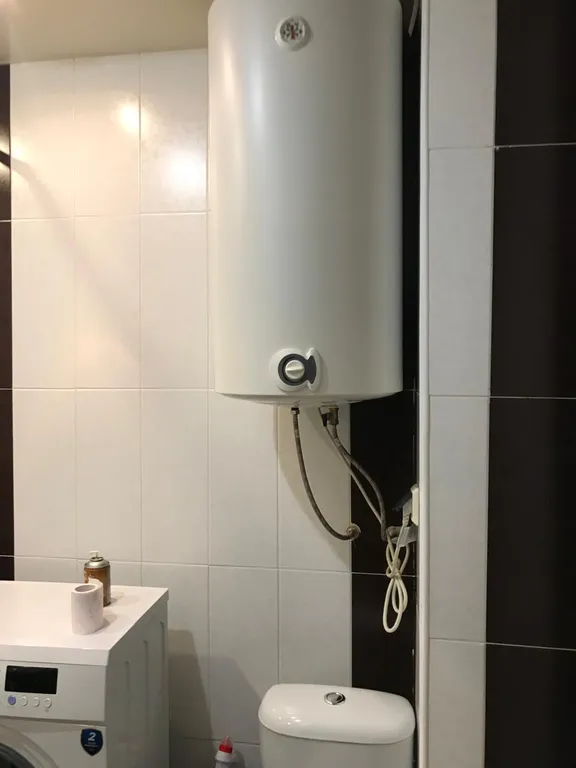 Просторная, уютная трёхкомнатная квартира в центре Пицунды