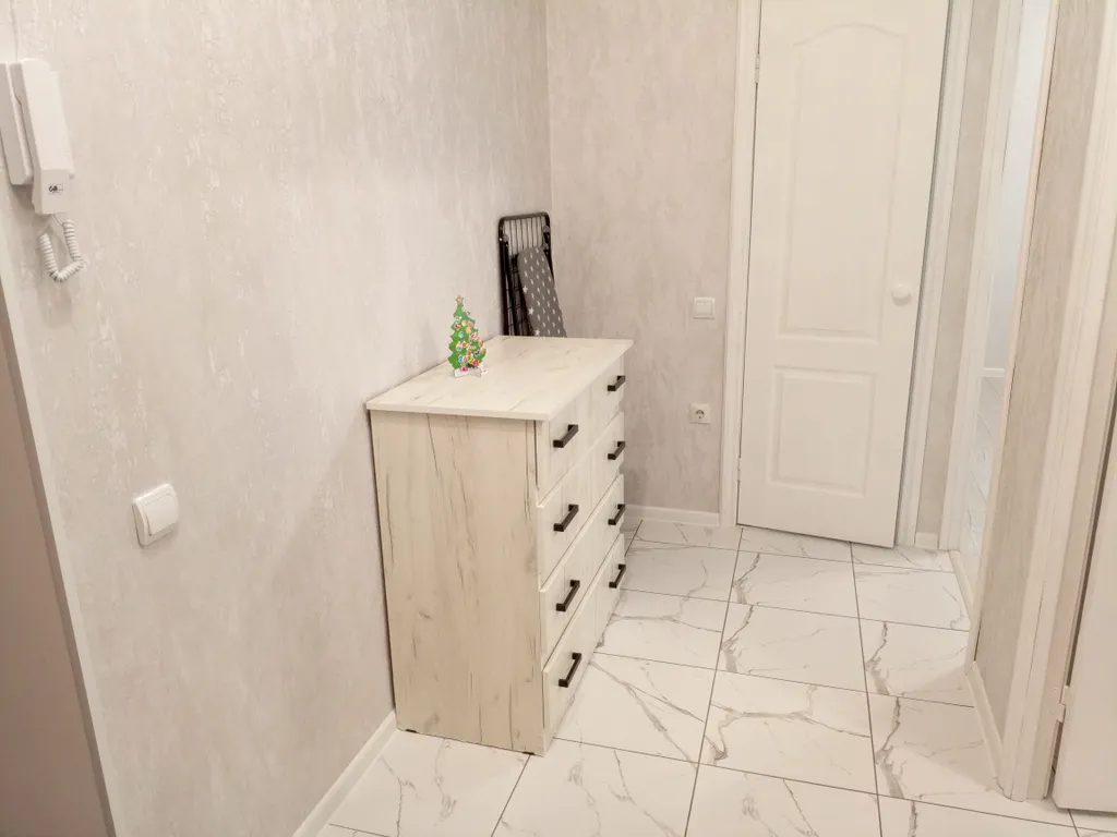 Новая, уютная квартира с видом на ГЭС, в красивом городе