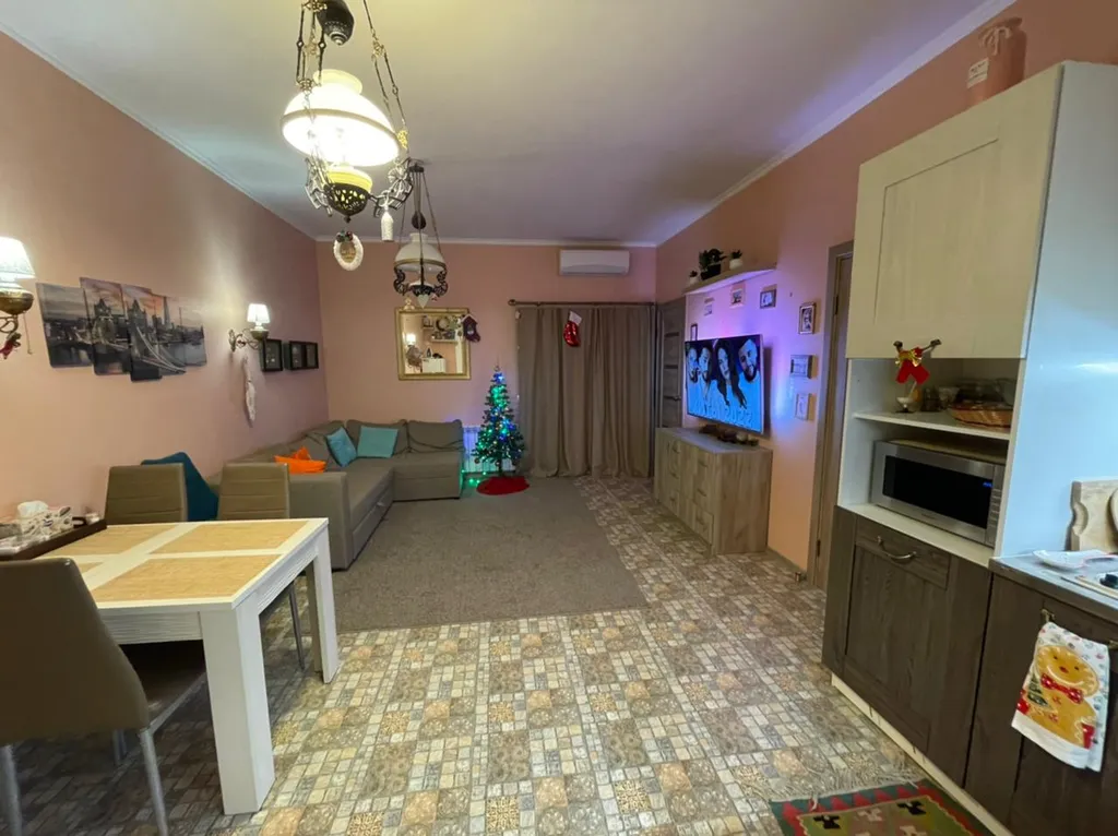 Большая квартира у моря