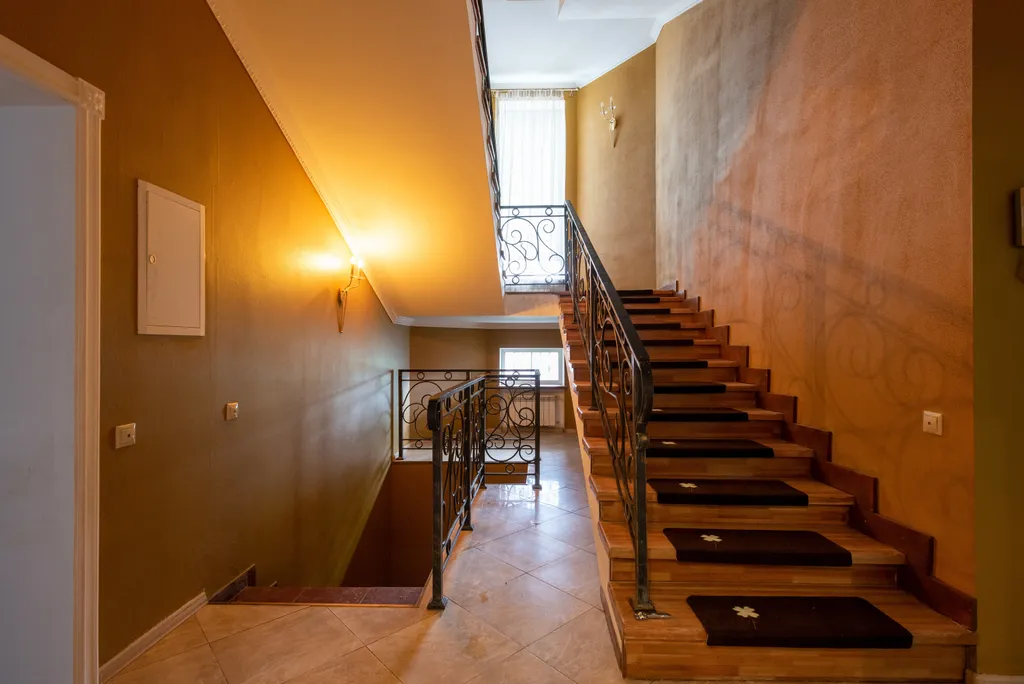 Дом на севере Москвы бассейн и сауна