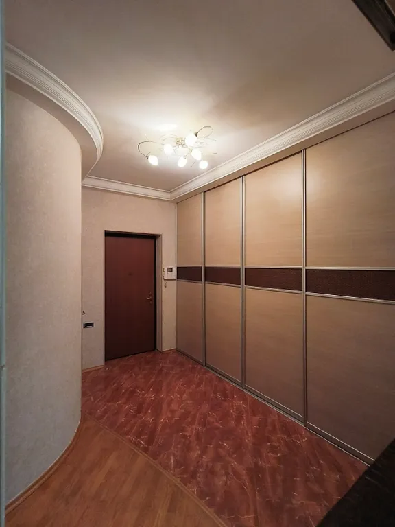 Apartment near metro Xatai