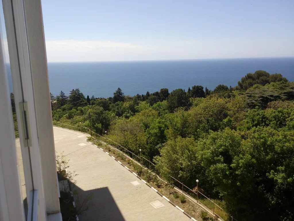 Апартаменты новые с видом на море, горы в новом доме над форосским парк