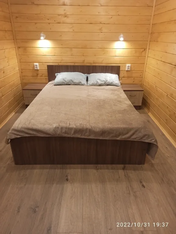 Коттедж с баней и бассейном