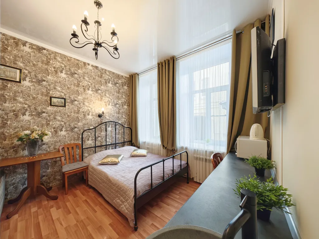 Уютная комната-студия на Невском