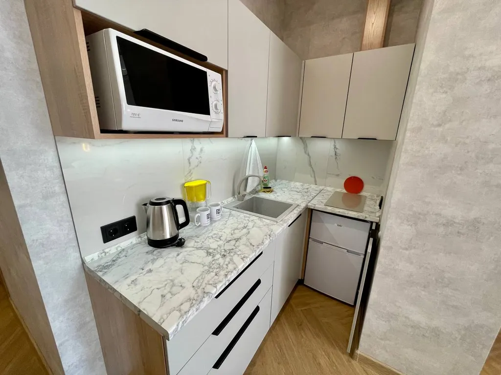 "В Гости!" на Запорожской 69  (1к студия с Джакузи)