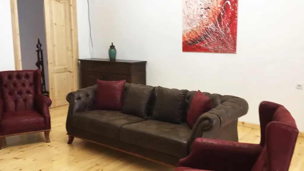 Уютная квартира рядом Руставели