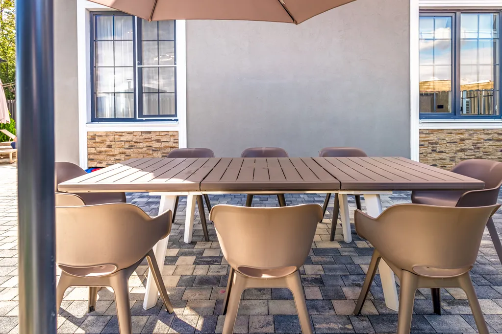 Дом с видом на море, горы, и теплым бассейном