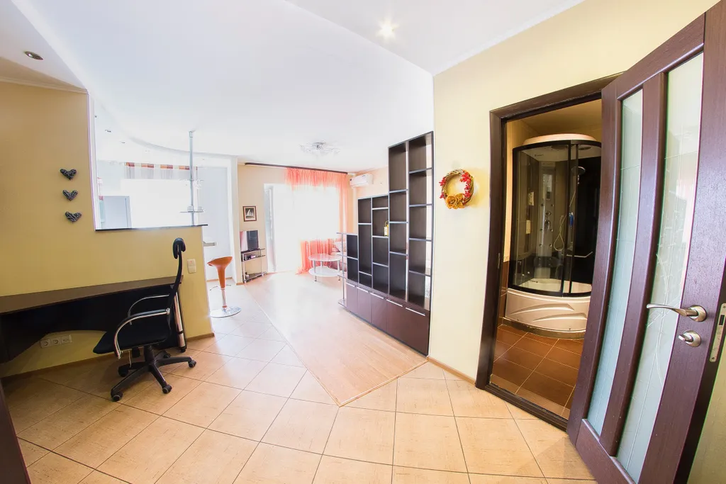 Апартаменты студия с балконом