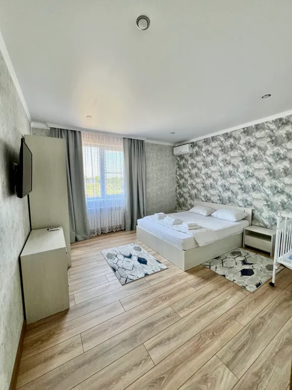 Двухэтажный коттедж с собственной территорией