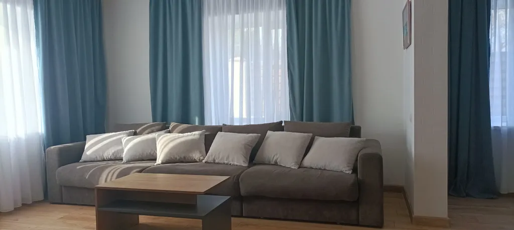 Коттедж Коттедж Дoм для спокойного ceмейного отдыхa — Цемдолина