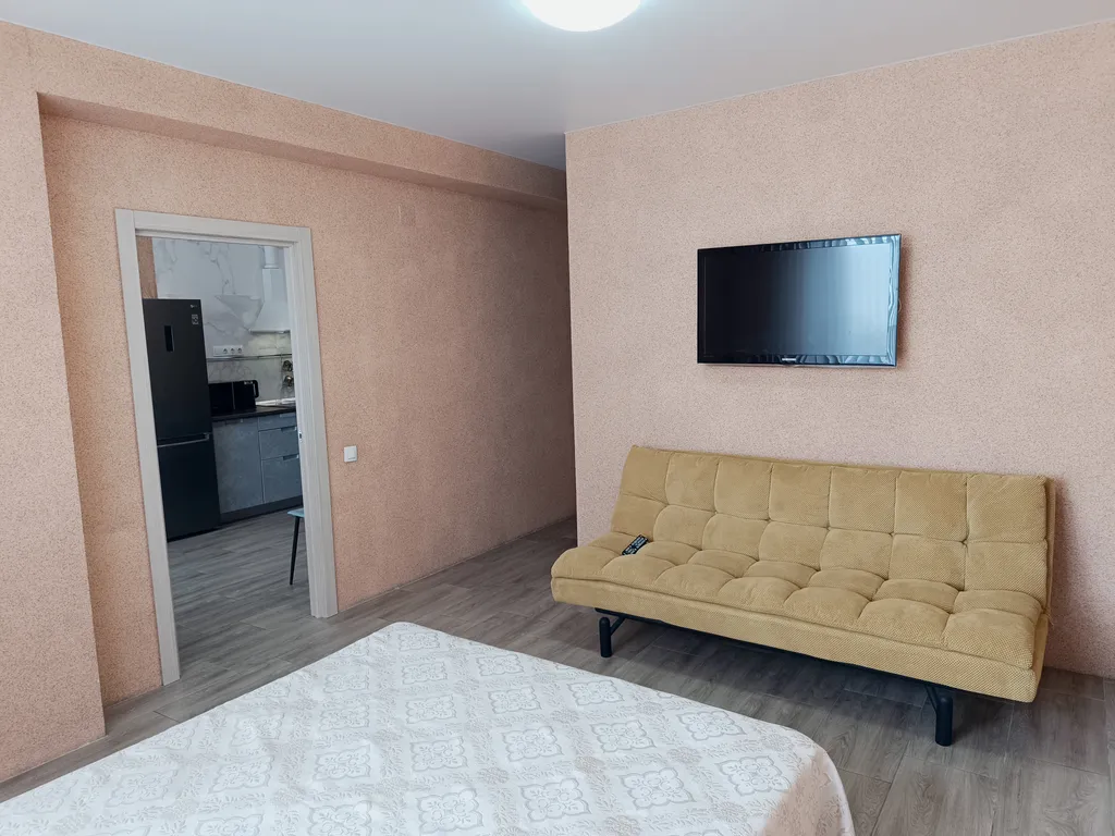 Квартира с кондиционером рядом с Гранд Медикой в самом центре города