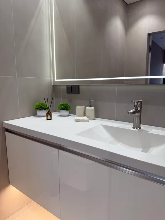 ЖК бизнес класса 2-комнатная квартира в центре Казани с новым ремонтом