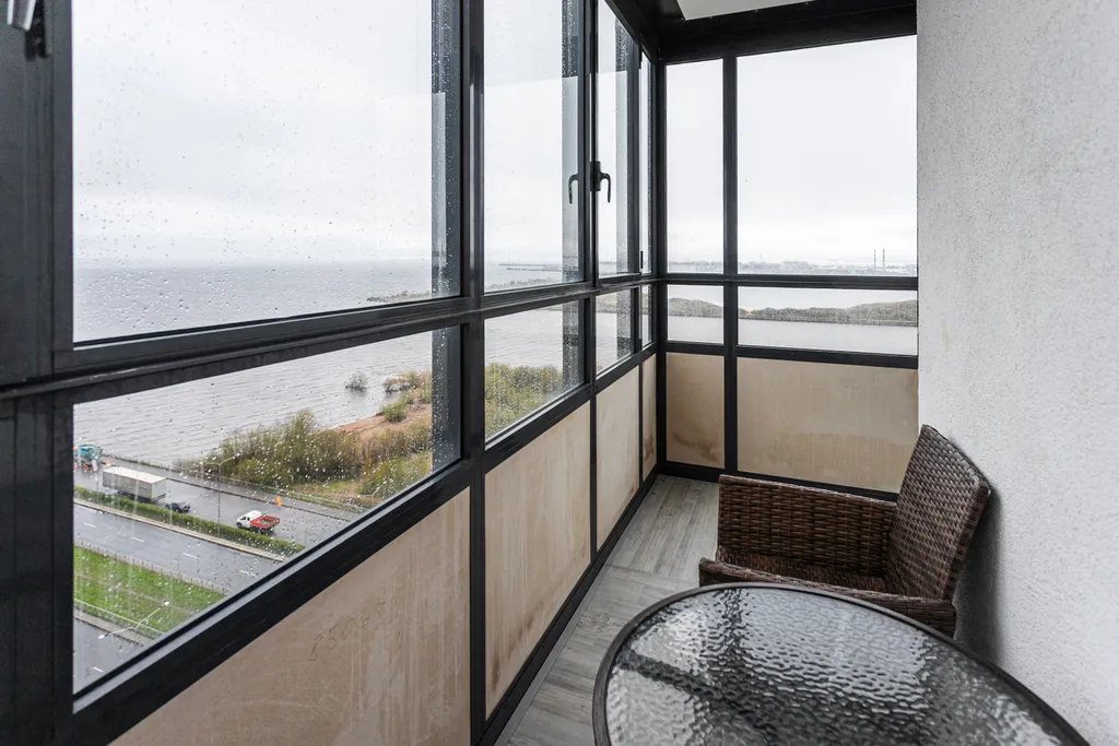 Апартамент с видом со всех окон на Финский залив