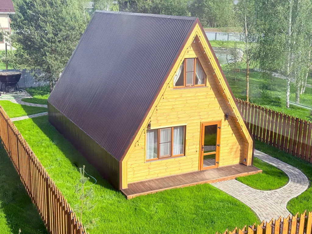 Дом шалаш 2-комнатный у леса