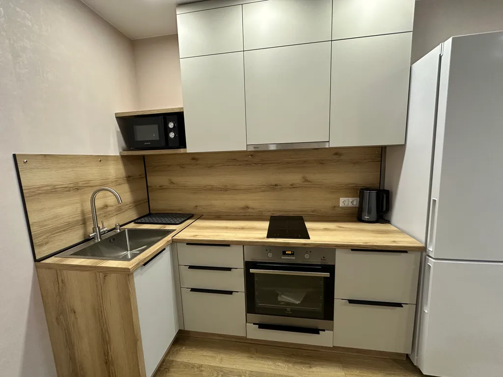 Уютная квартира рядом с ТЦ Арена и аэропортом