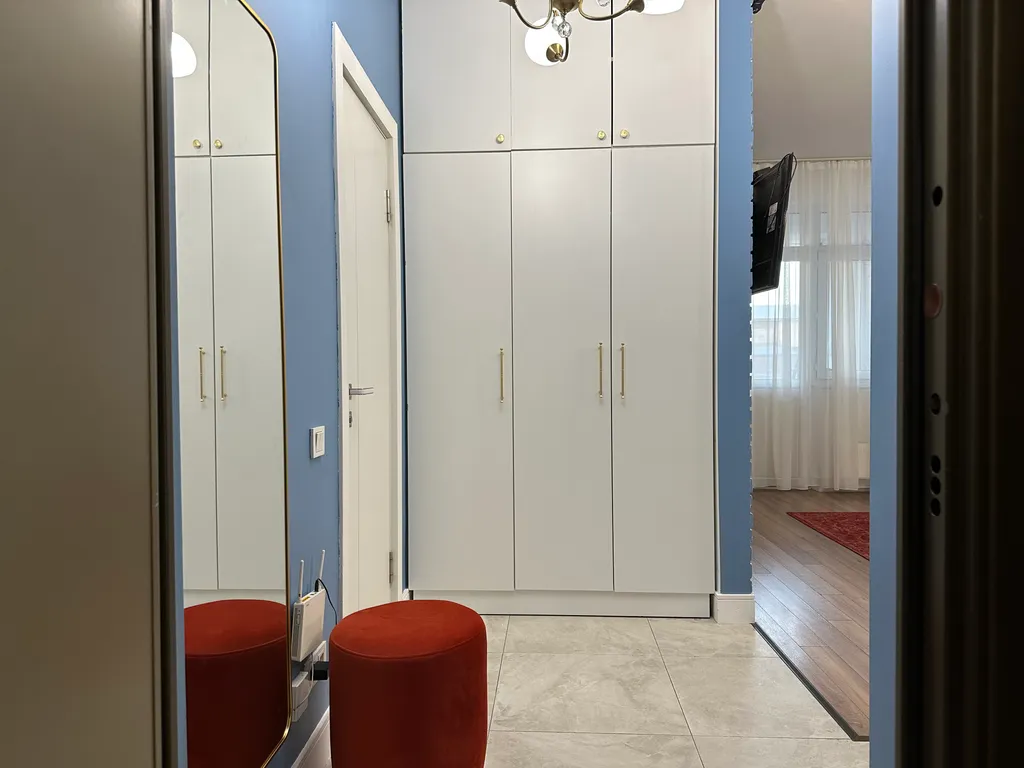 Яркая евродвушка Urban Classic напротив Мега центра