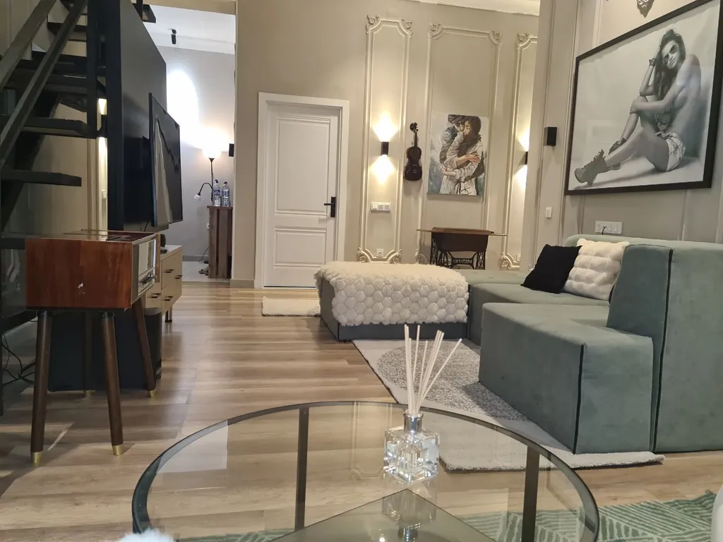 Шикарный дуплекс-центр города