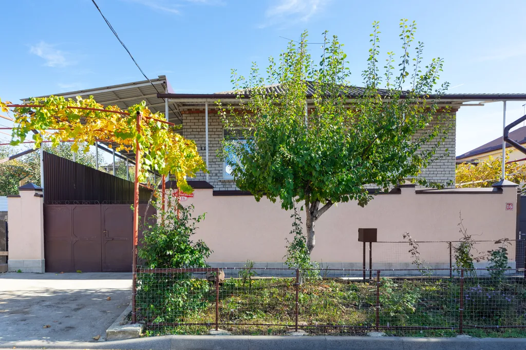 Коттедж Дом для семьи, большой компании в районе санатория Москва, Джинал — Кисловодск