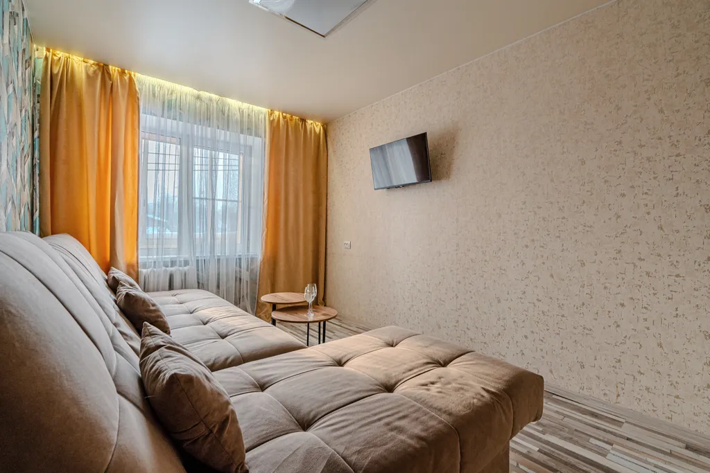 Красивая квартира с отдельными комнатами в районе Выя