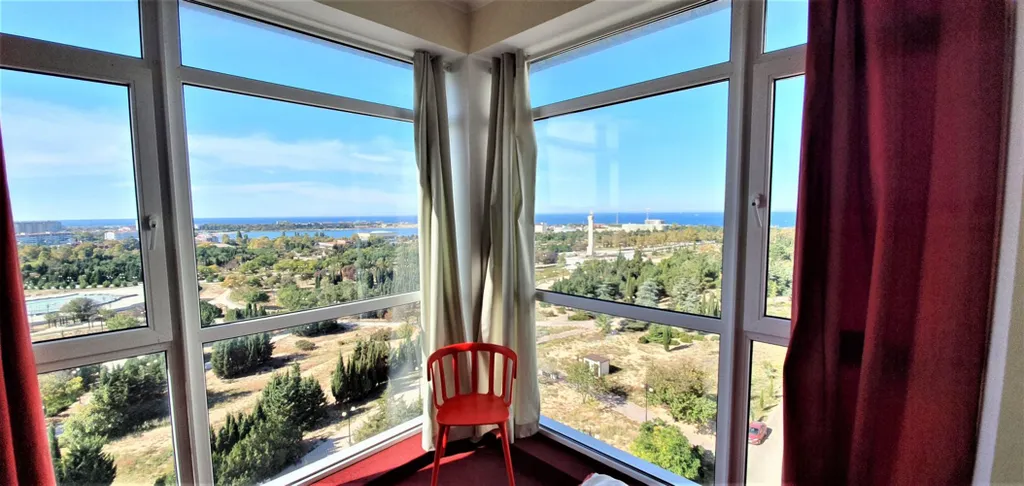 Квартира Квартира Номер с видом на море, парк и фонтан Победы — Севастополь