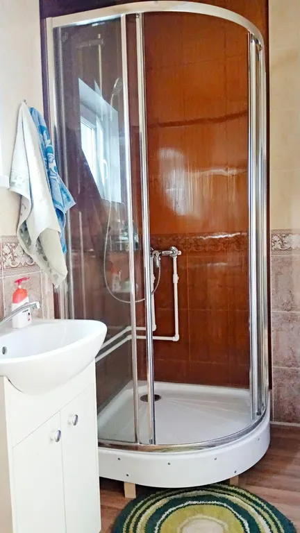 Коттедж Коттеджи у озера — Луга