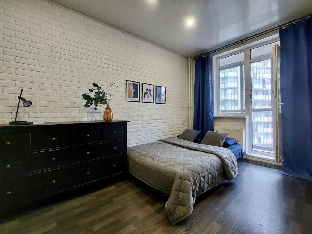 Студия возле метро