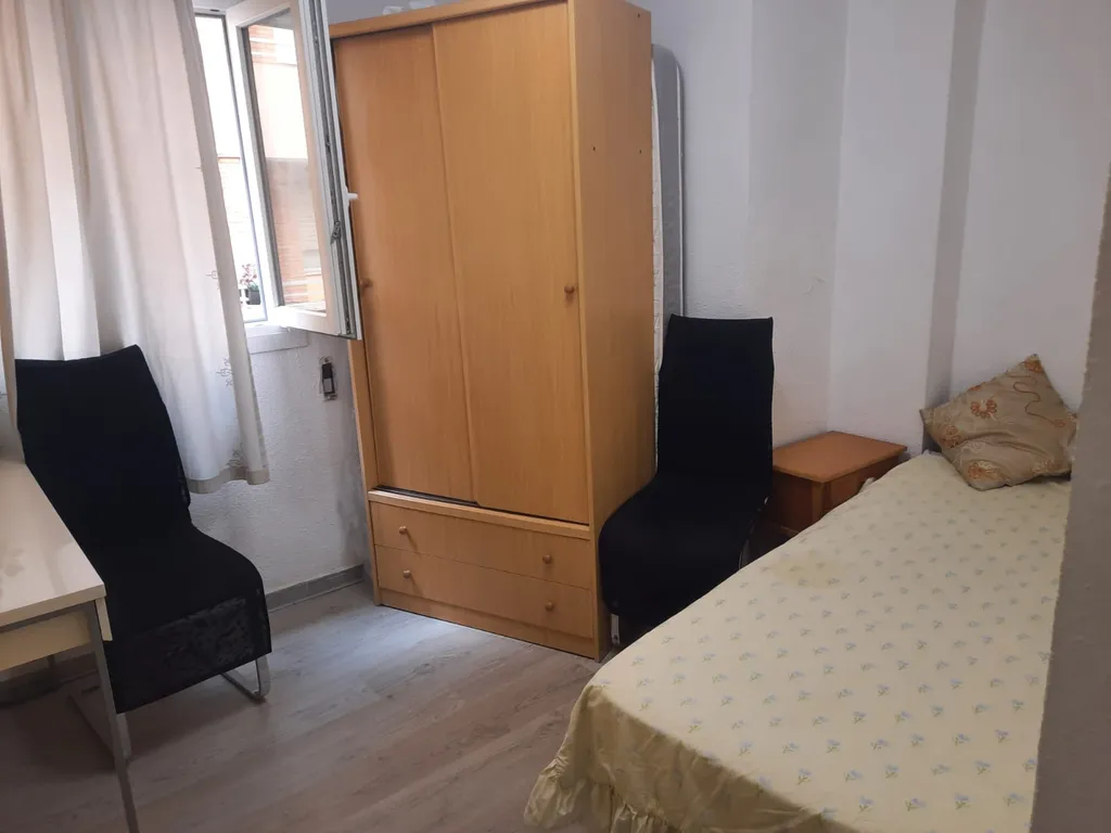 Уютная комната в квартире на море