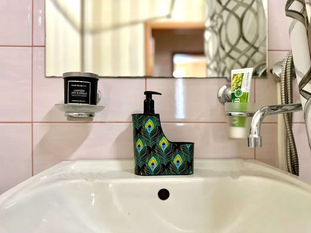 Апартаменты в новостройке с балконом