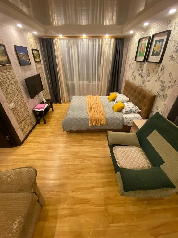 2-комнатная квартира с видом на город и балконом