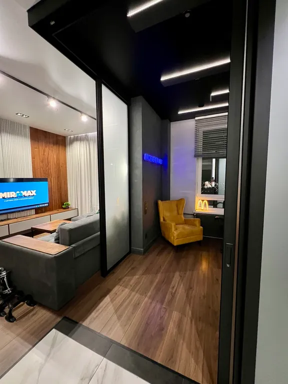 Апартаменты с офисом в КМ Tower Plaza