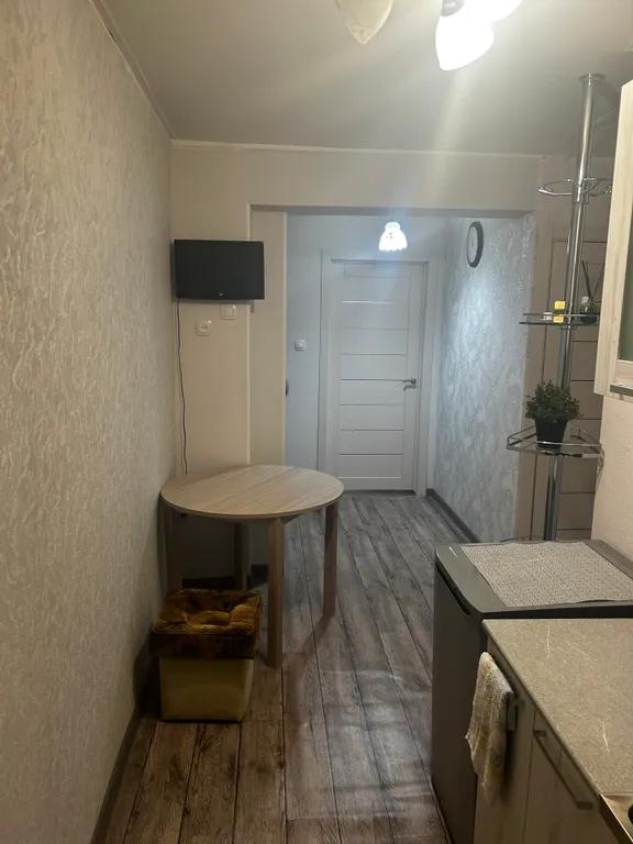 Уютная квартира со свежим ремонтом прямо на въезде в город