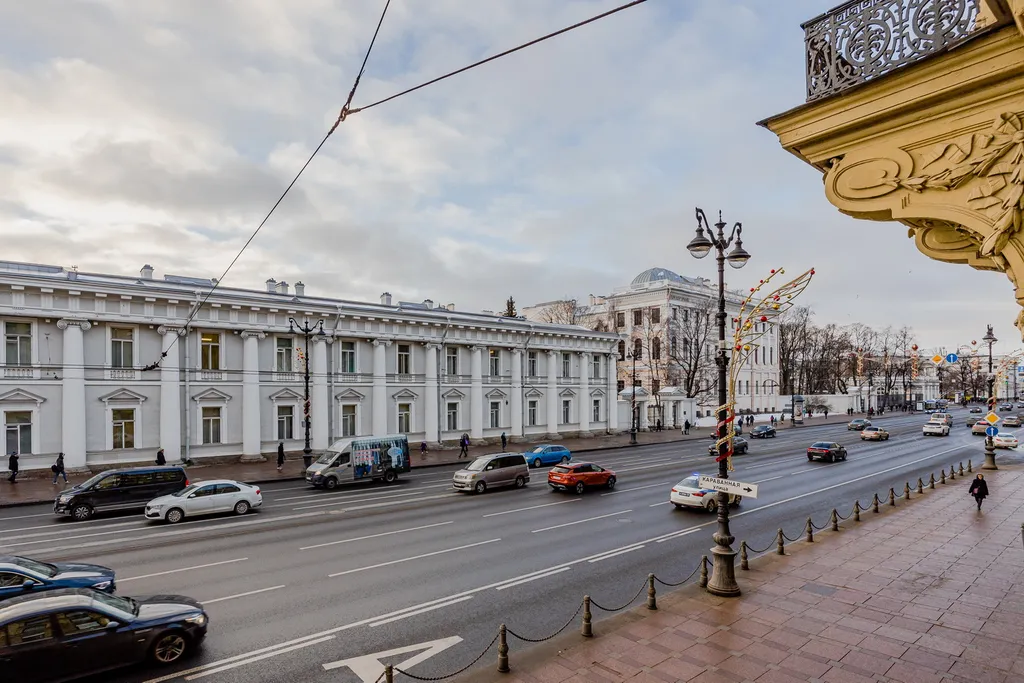 Квартира Апартаменты с 3 спальнями на Невском проспекте — Санкт-Петербург