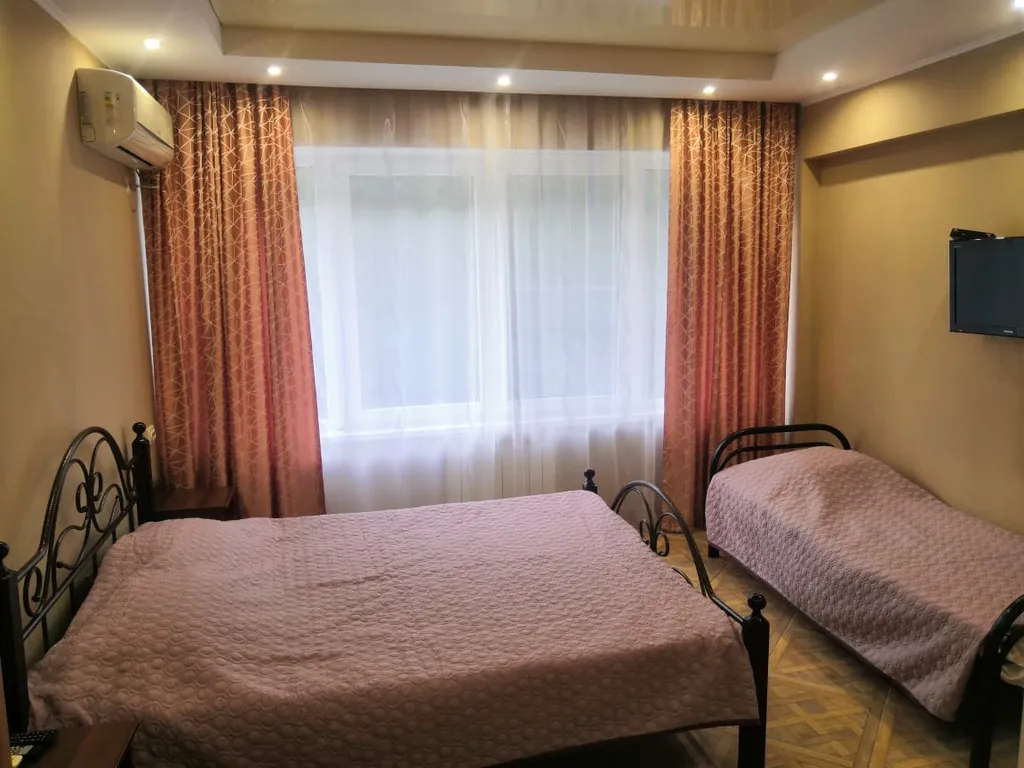 Квартира Квартира Уютные номера в гостевом доме — Лазаревское