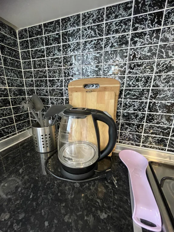 Современная чистая квартира у моря