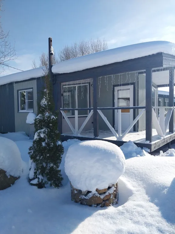 Современный дом с удобствами 1 линия озеро Селигер