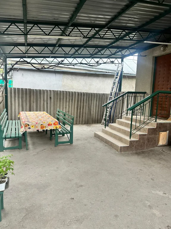 Уютный дом в центре города