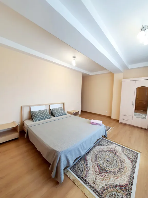 Уютная квартира в самом центре Астаны, с видом с 36 этажа